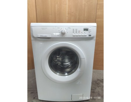 Electrolux ISPIRE EWW12470W-а150 Стирально-сушыльная машина до 6 кг стирка, 3кг-сушка 1200 об/мин А+  60*60 б/у Гарантия 3 мес