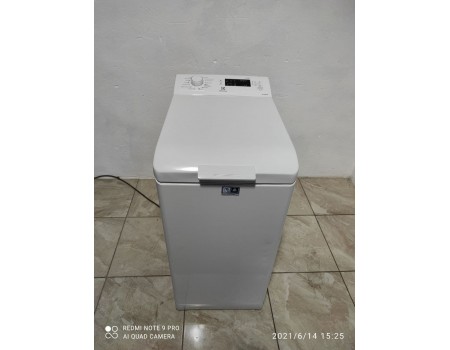 Electrolux EWT 11262 ILW-a927 Стиральная машина до 6 кг 1200 об/мин 40*60 см б/у Гарантия 6 мес
