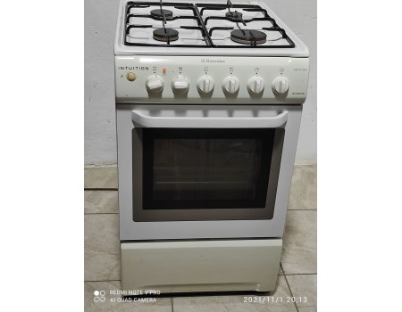 Electrolux EKK 500102W-f666  Газовая плита с электродуховкой 50*60 б/у Сервис 6 мес