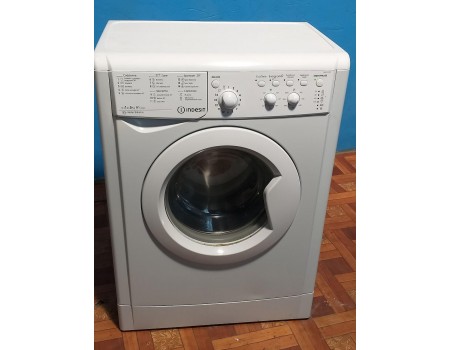 INDESIT IWSC 51051C-a618 Стиральная машина до 5кг 1000 об/мин А+ 60*40 б/у Гарантия 6мес