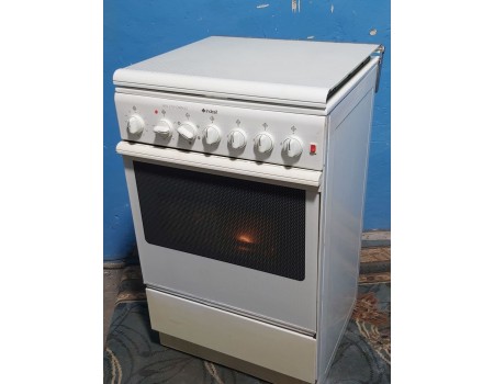 INDESIT Multiforno KG 5408-f684  60см Газовая плита с электродуховкой 60*60 б/у Гарантия 6 мес