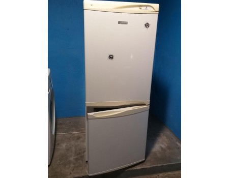 POLAR CZE-234A-d326 Холодильник двухкамерный 240L 147*60 б/у гарантия 6 мес