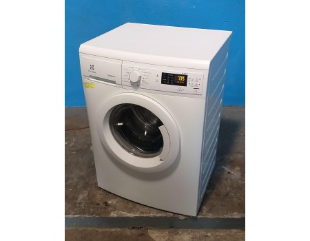 ELECTROLUX EWP 11064TW-a181 Стиральная машина до 6 кг 1000 А++ 60*50 об/мин б/у Гарантия 6 мес 